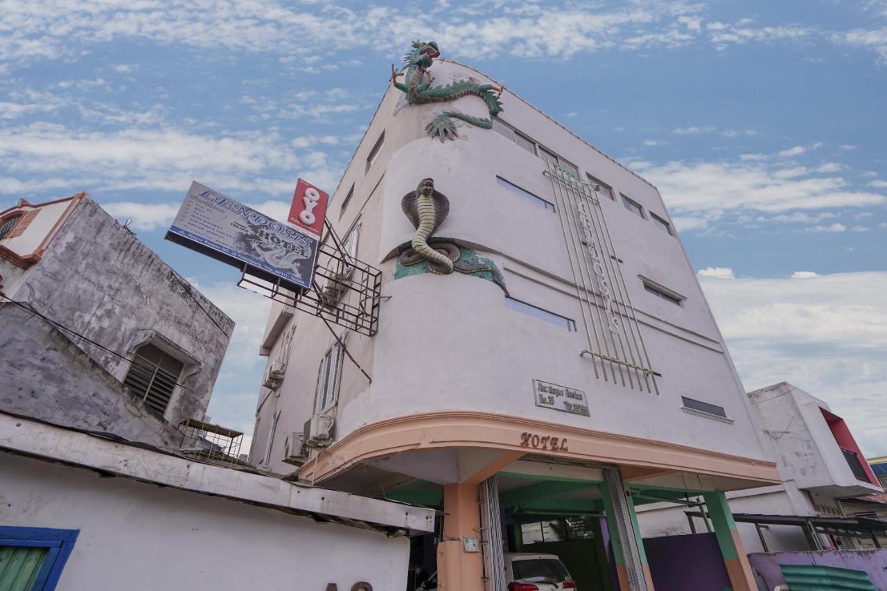 Oyo 1495 Hotel Lendosis Palembang Exterior foto