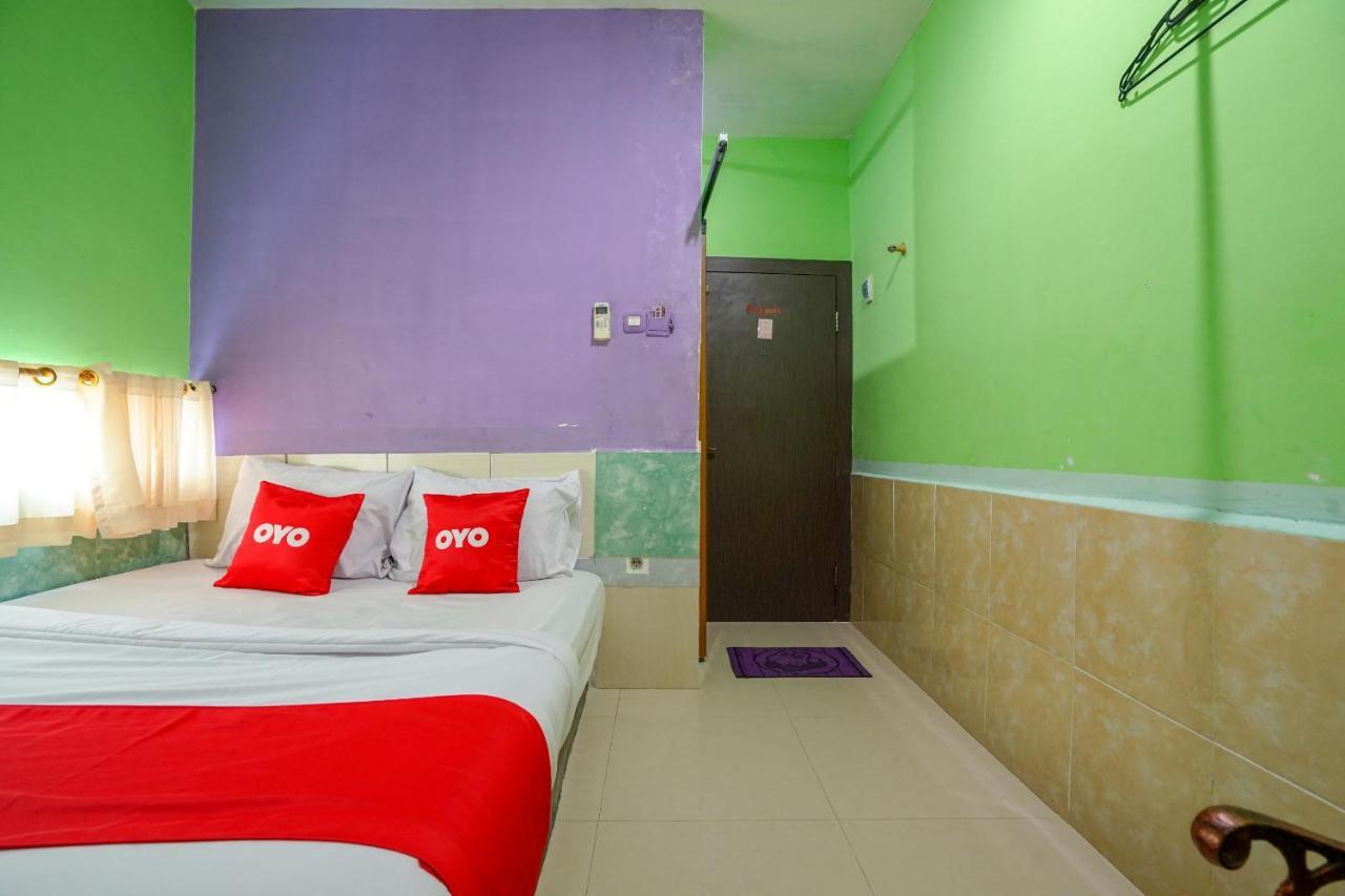 Oyo 1495 Hotel Lendosis Palembang Exterior foto